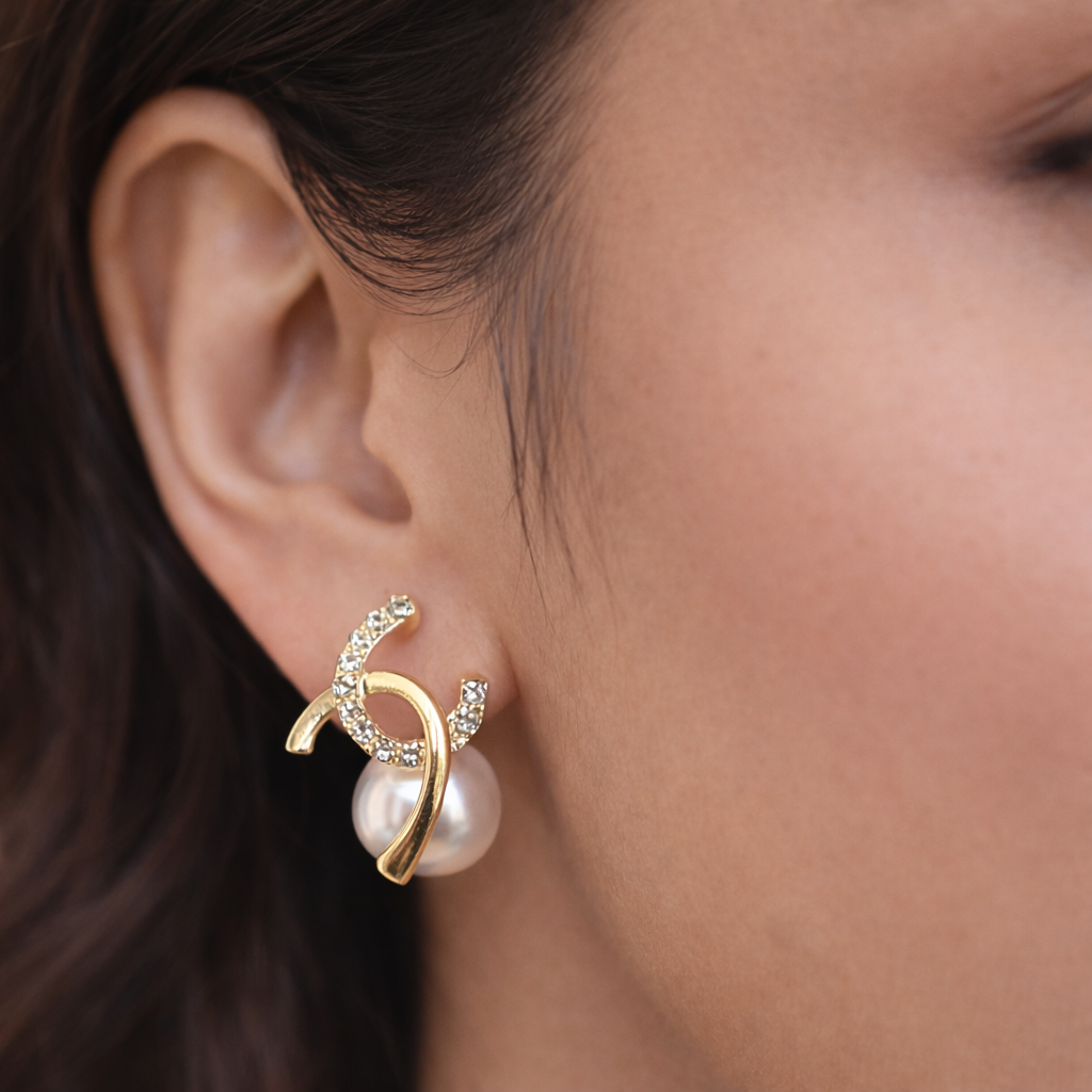 Pearl Curve Twist Earrings