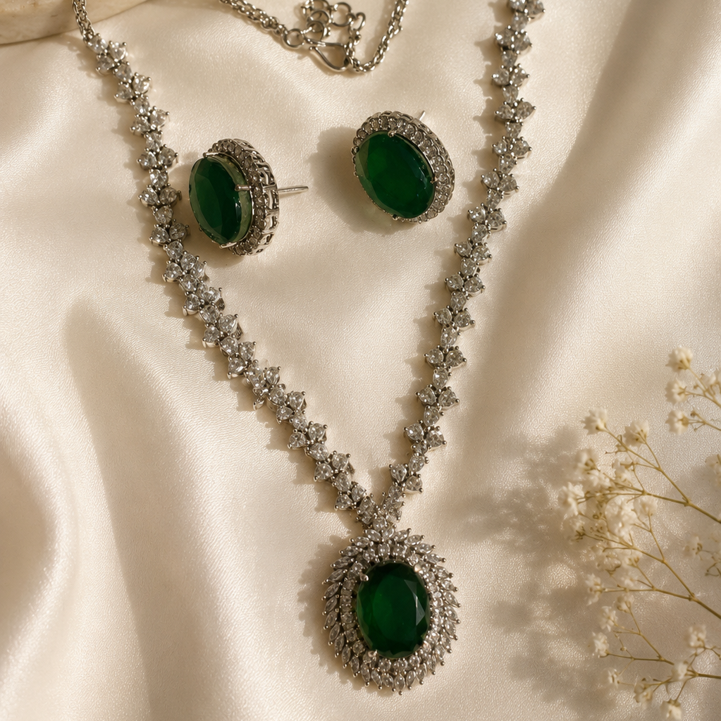 Emerald Royale AD Necklace Set