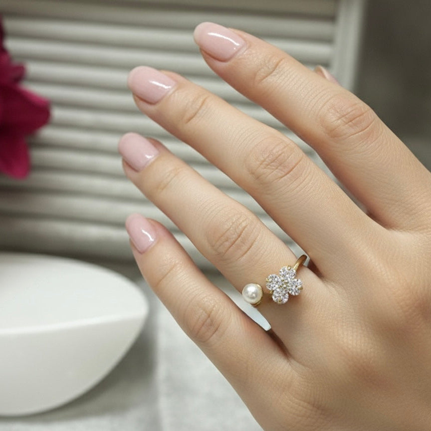 Adjustable Pearl Flower Ring