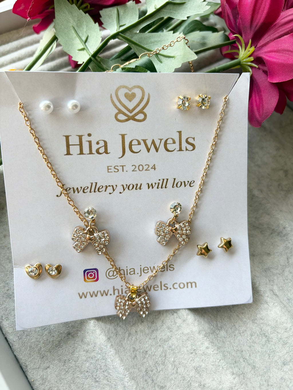 Neckpiece And Earrings Combo