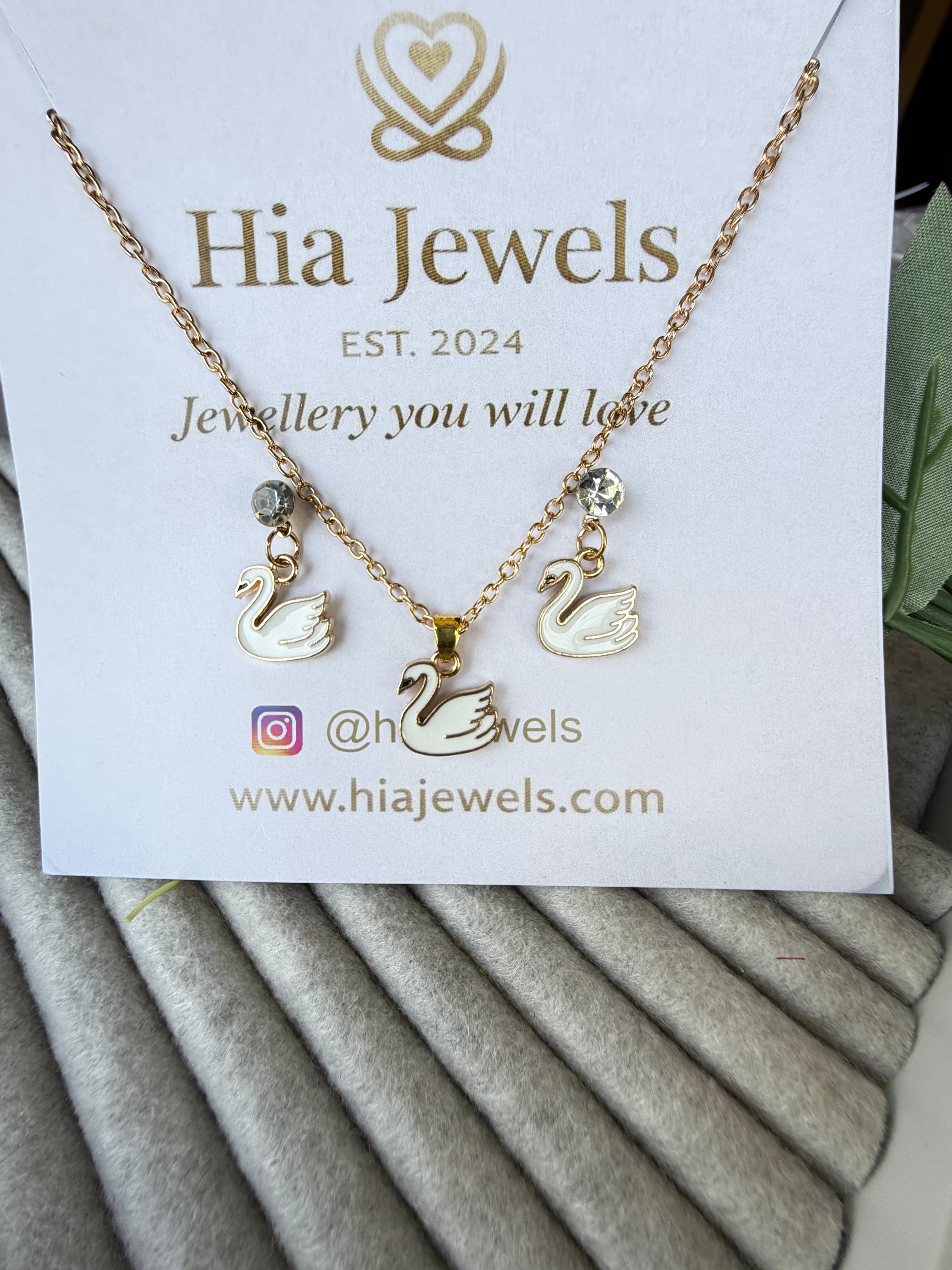 Duck Neckpiece and Earrings Combo