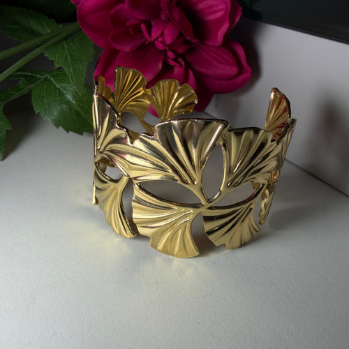 Antitarnish Leaf Cuff Bracelet