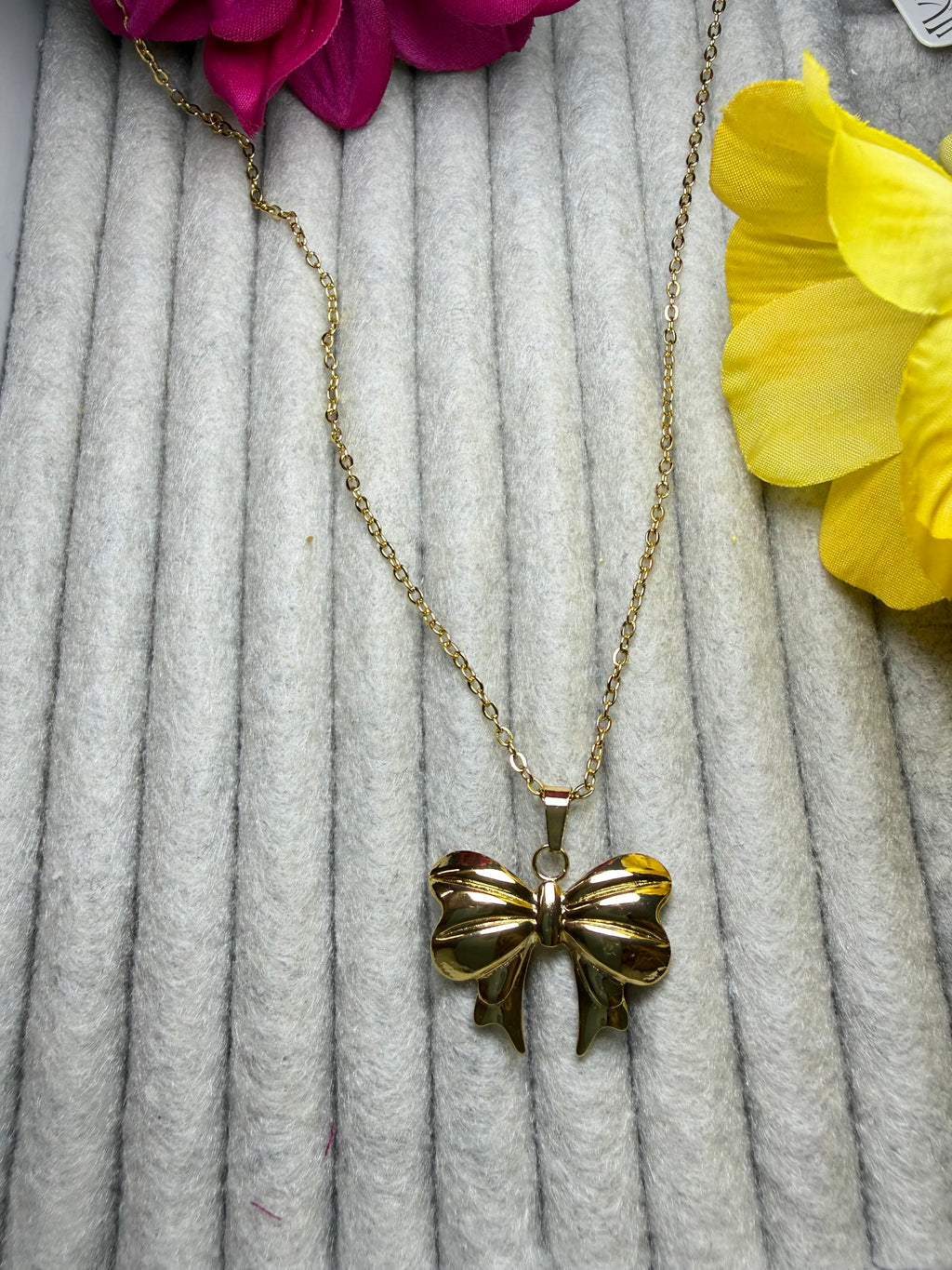 Antitarnish Bow Chain Pendent
