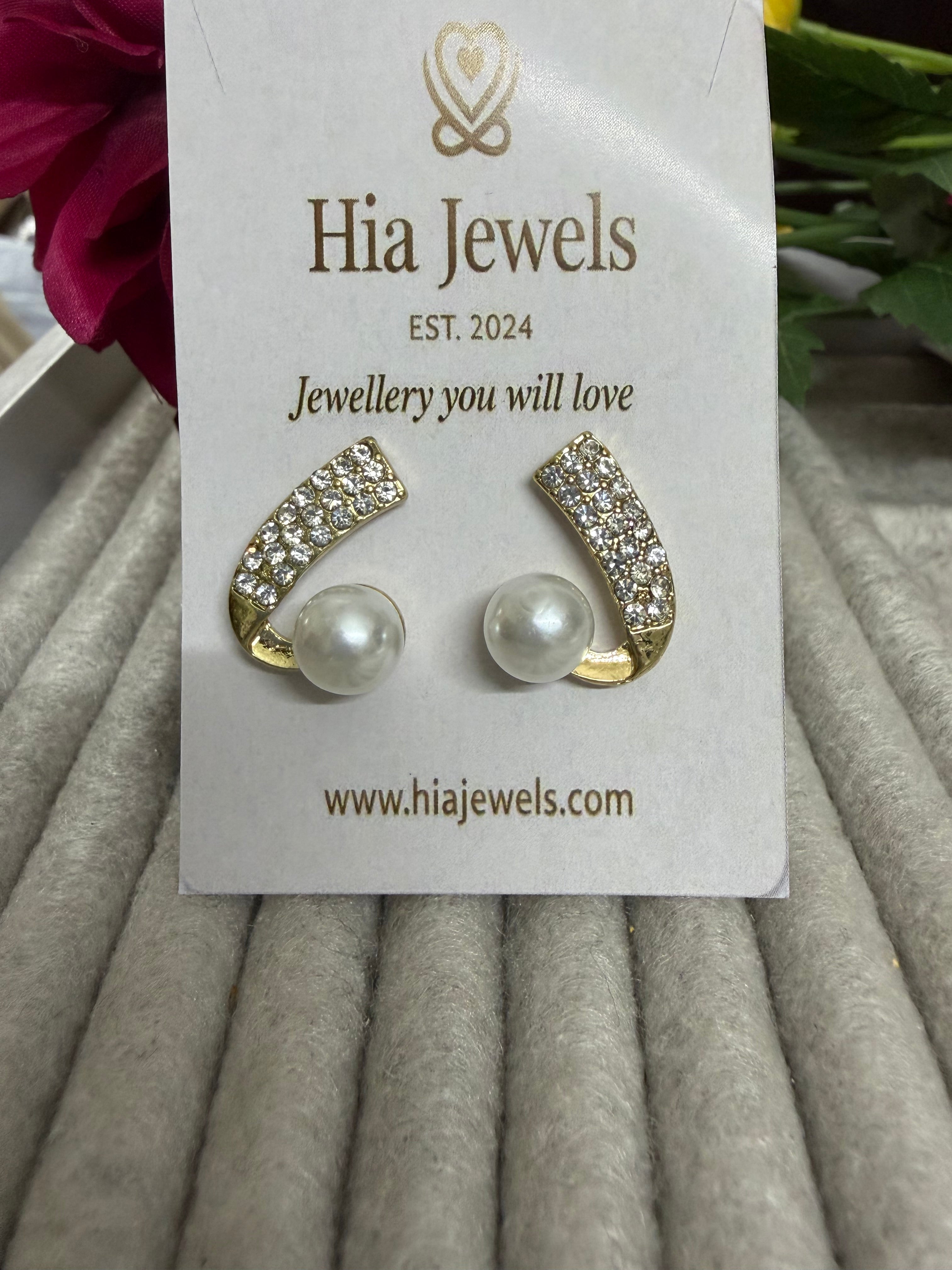 Pearl Curve Crystal Earrings