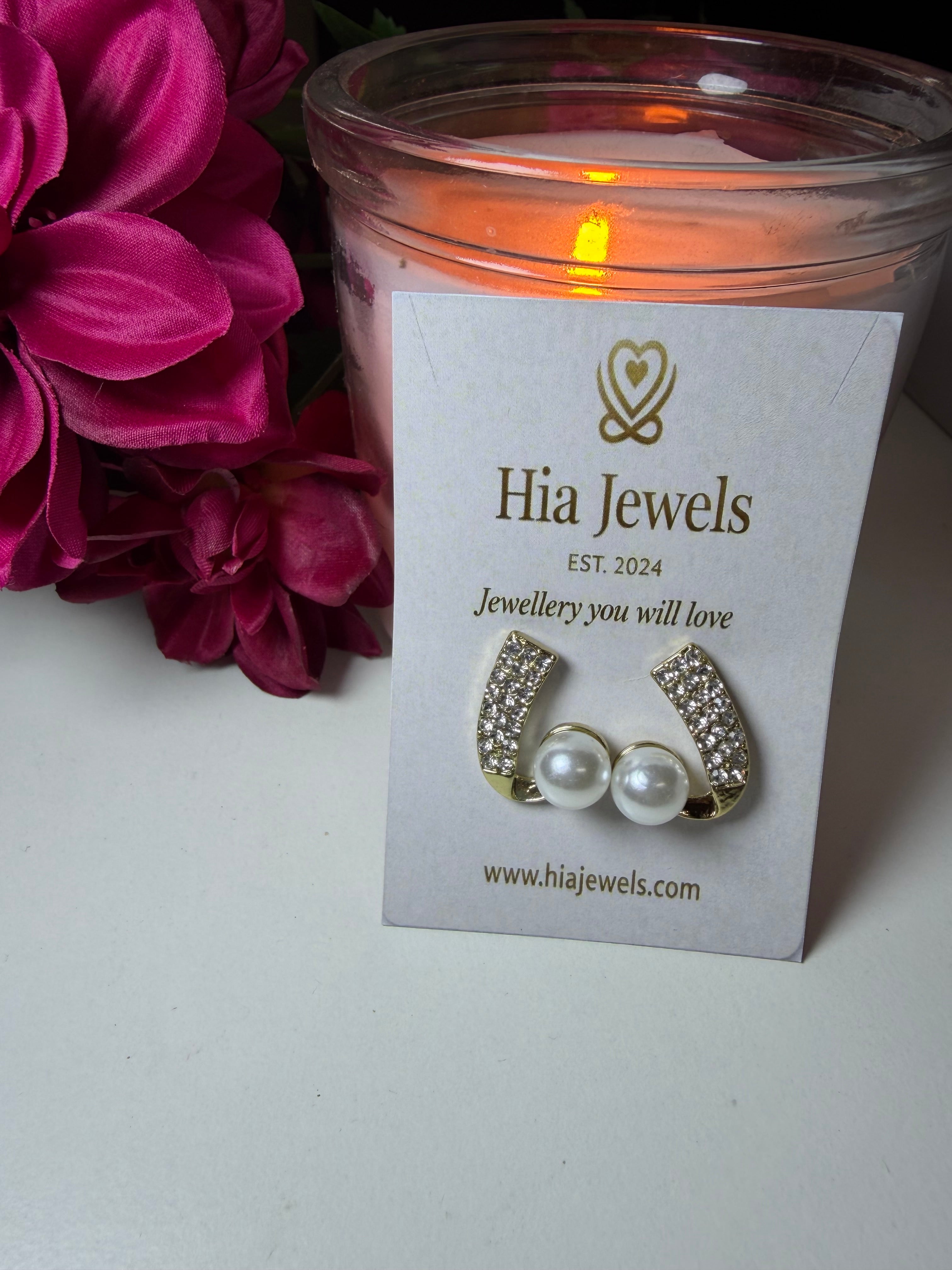 Pearl Curve Crystal Earrings