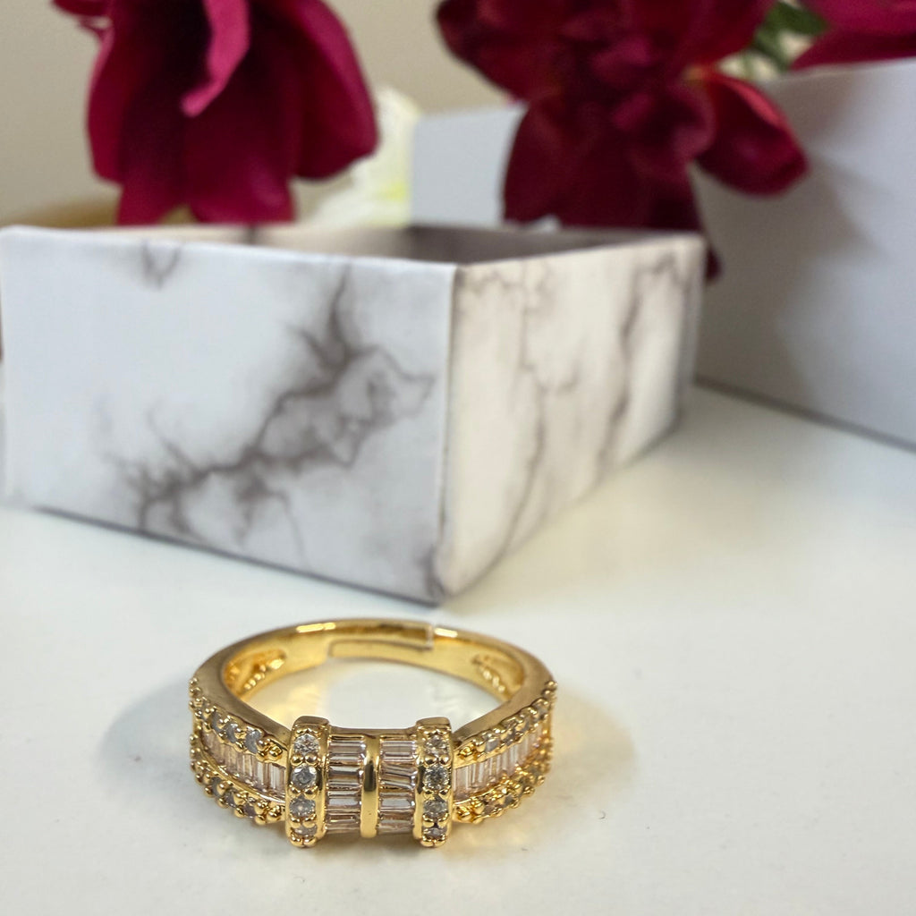 Classic Glamour Ring