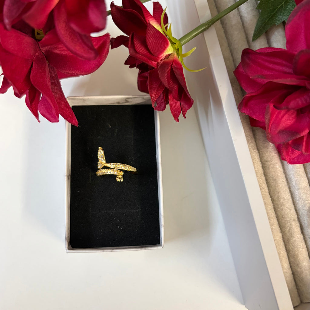Gold Fish Tail Ring