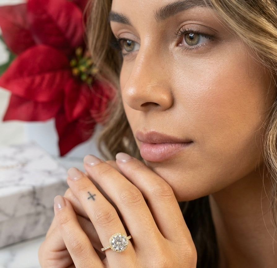 Graceful Round Cut Stone Ring