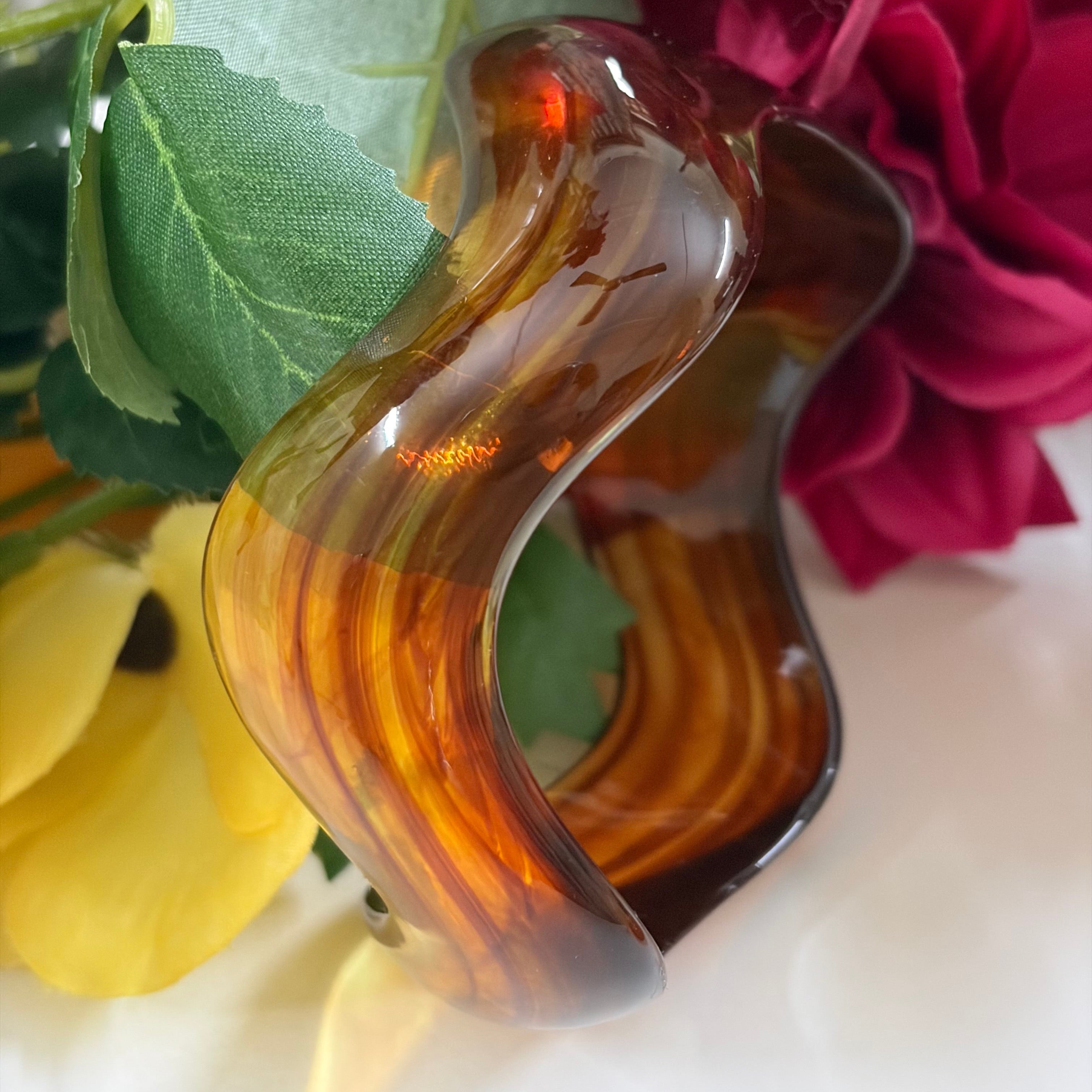 Amber Wave Sculpt Bangle