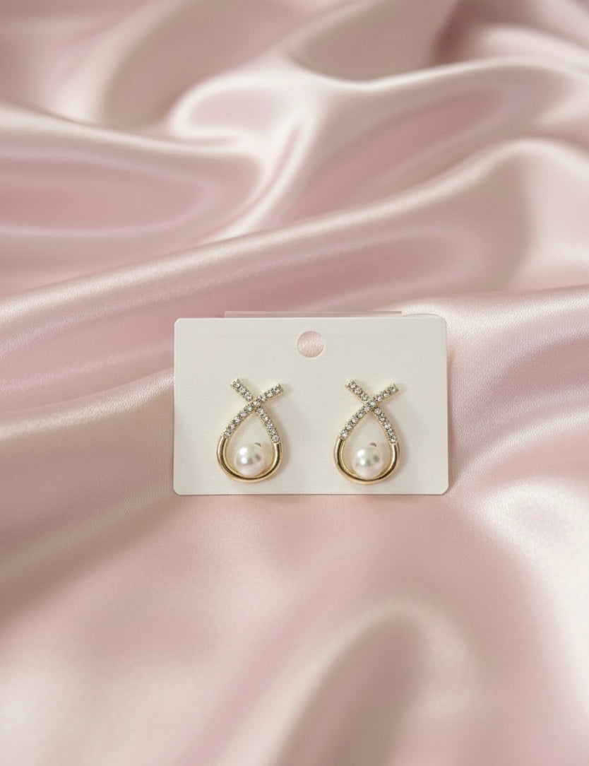 Geometric Pearl Earrings