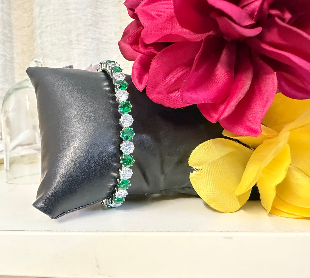 Emerald White Bracelet