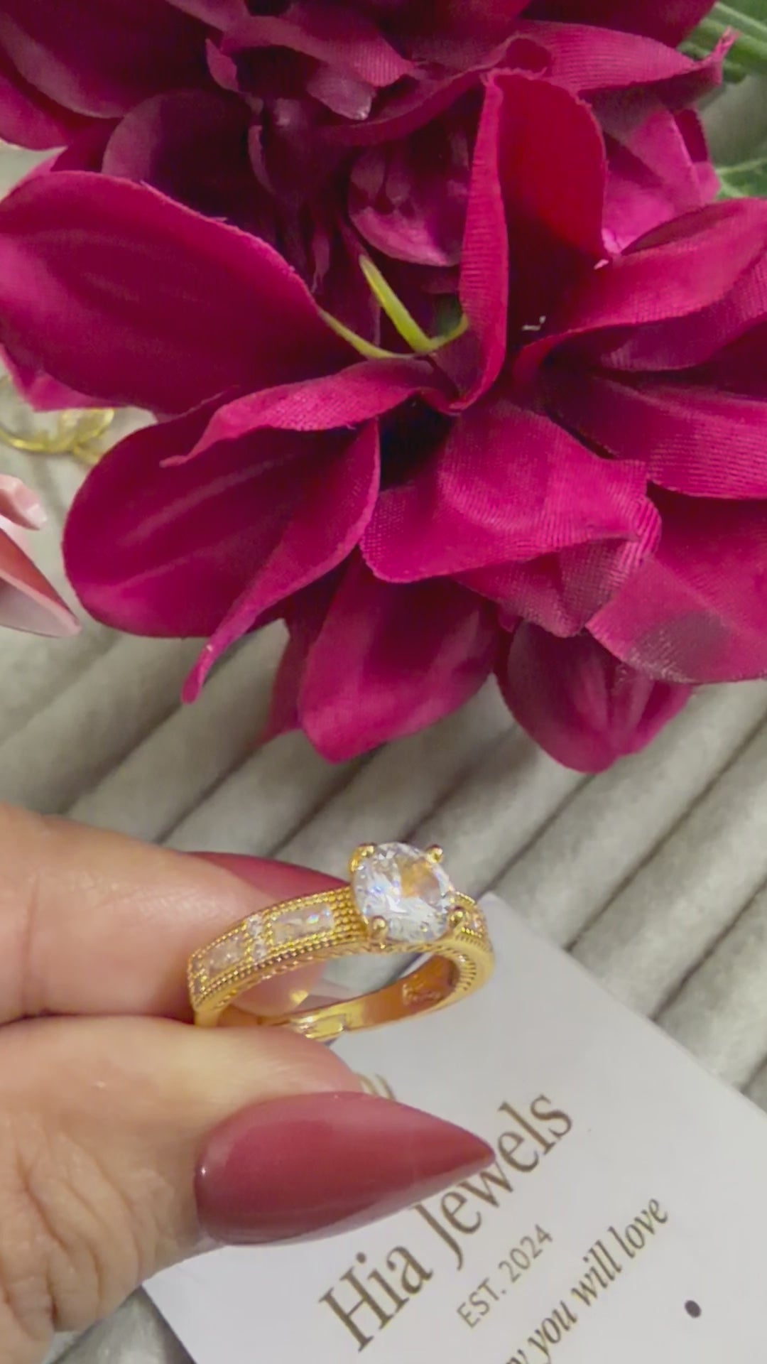 Adjustable Solitaire Ring