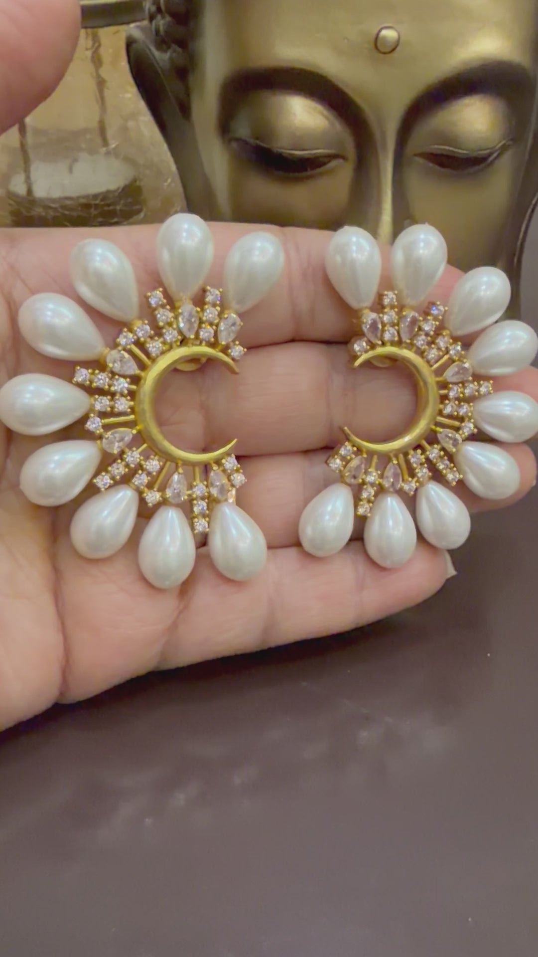 Sumanasa Chandrika Pearl Earrings