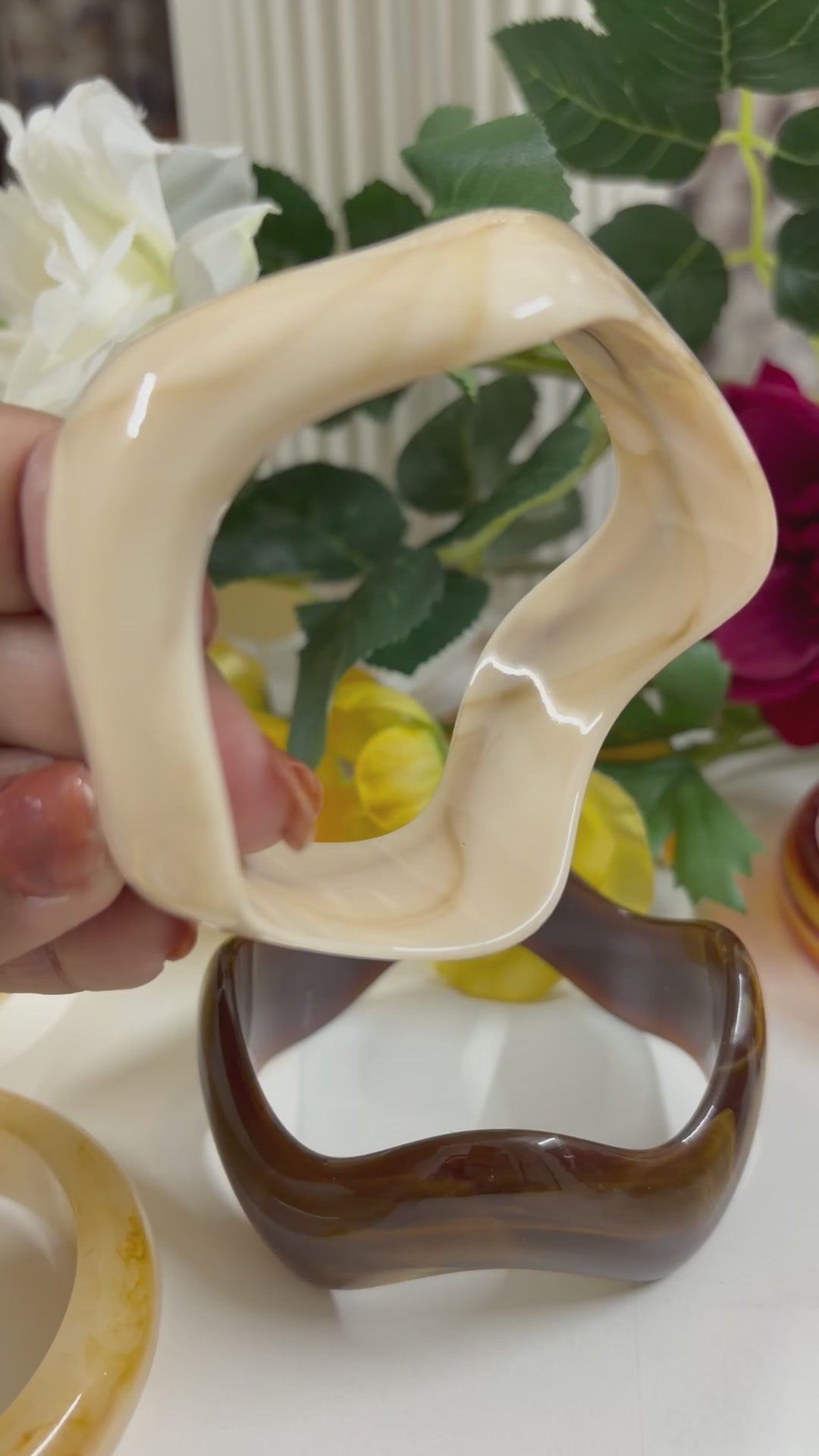 Ivory Drift Wave Bangle