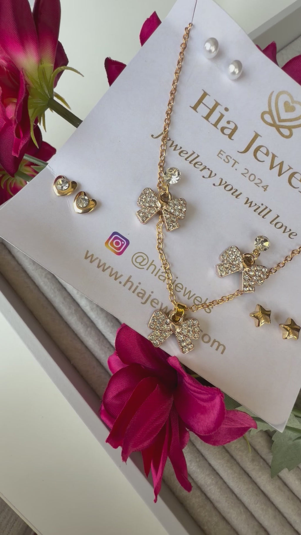 Neckpiece And Earrings Combo